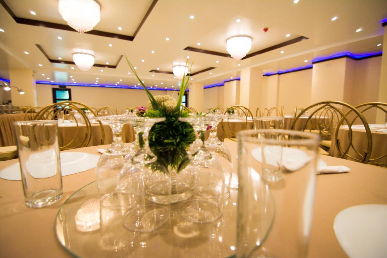 Diamond Hotel And Resto 카타르만 외부 사진