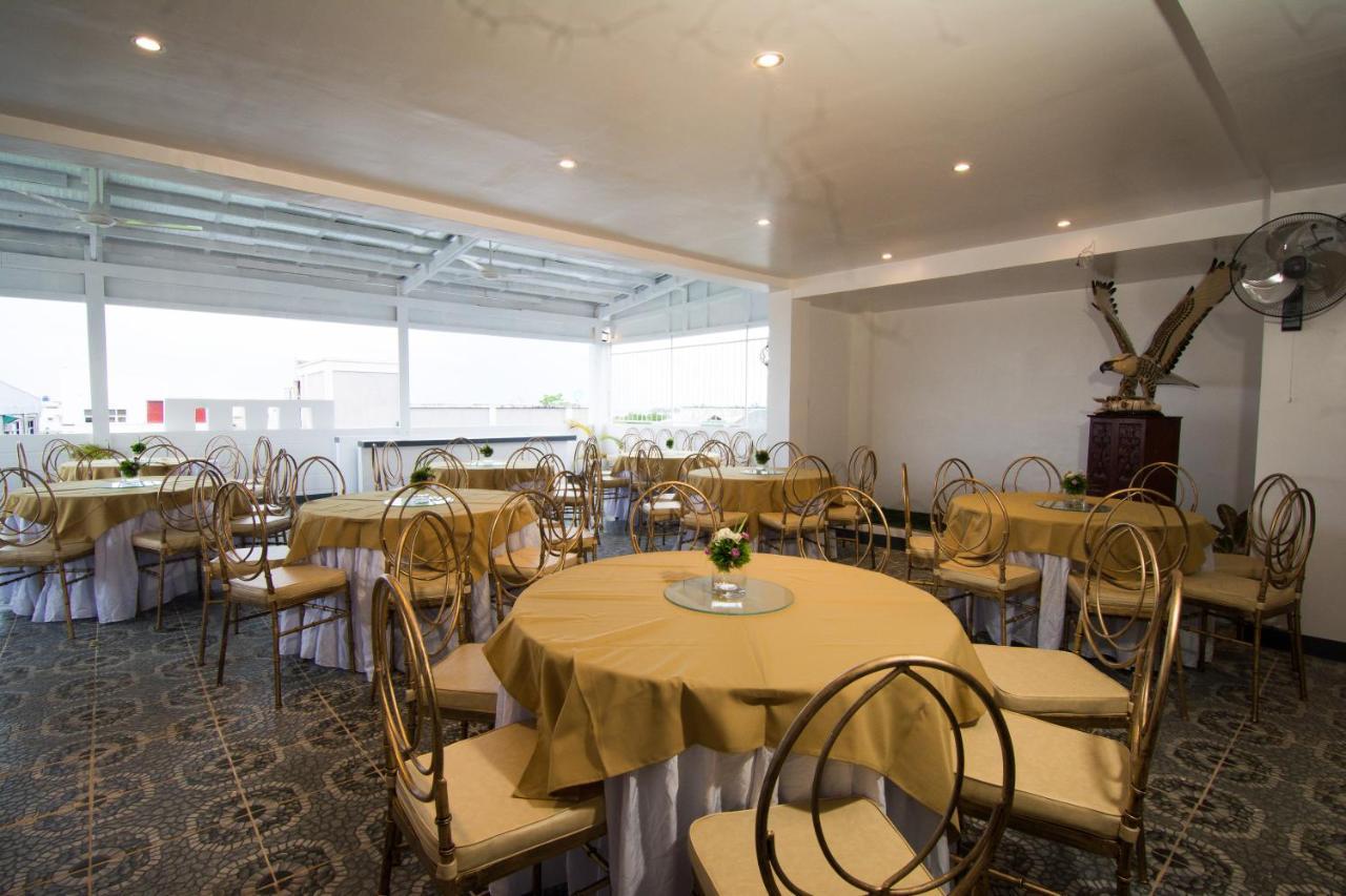 Diamond Hotel And Resto 카타르만 외부 사진
