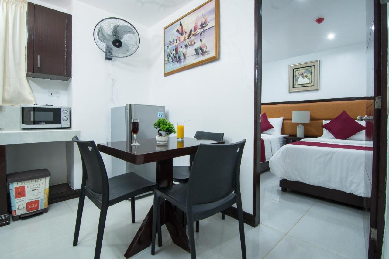 Diamond Hotel And Resto 카타르만 외부 사진