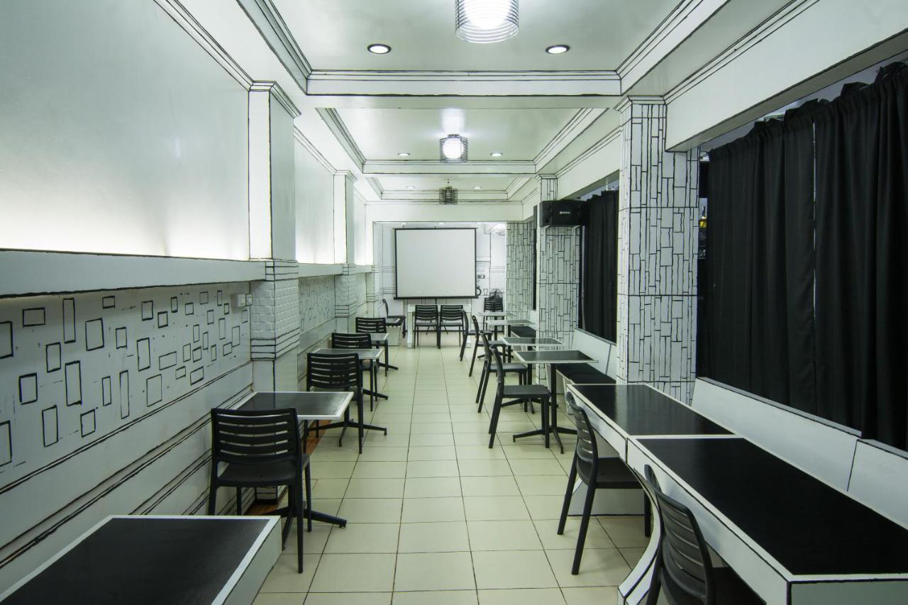 Diamond Hotel And Resto 카타르만 외부 사진