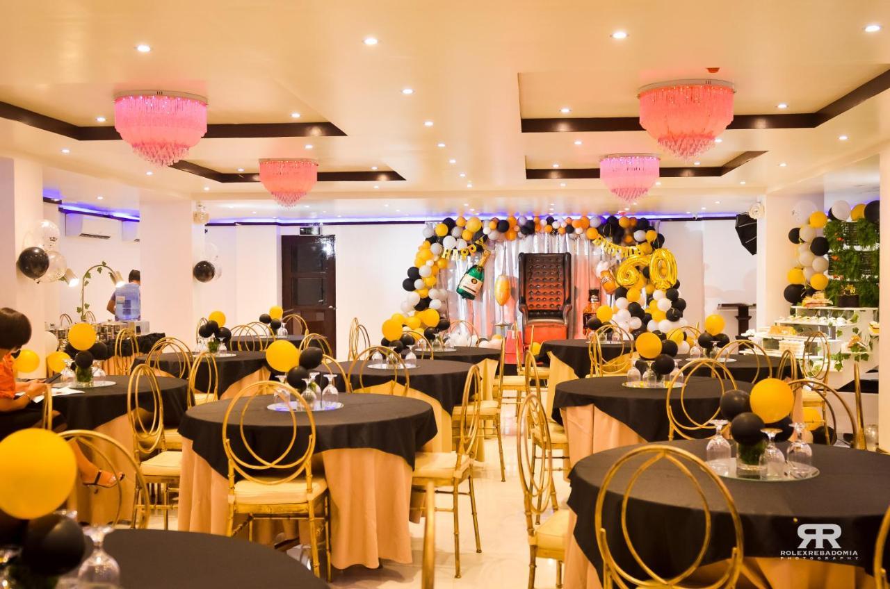 Diamond Hotel And Resto 카타르만 외부 사진